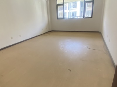 5室3廳4陽臺(tái) 金江小區(qū)旭苑