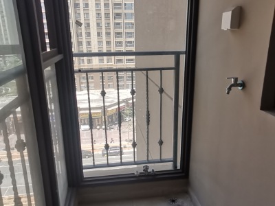 3室2廳2陽臺(tái) 融創(chuàng)瀾玥臺(tái)