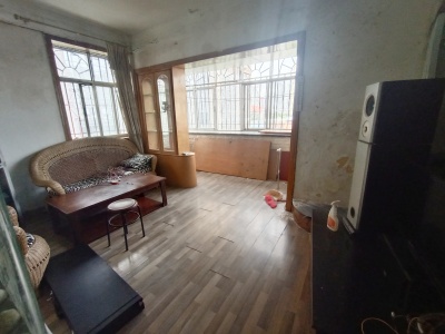 3室2廳1陽臺 體委大院