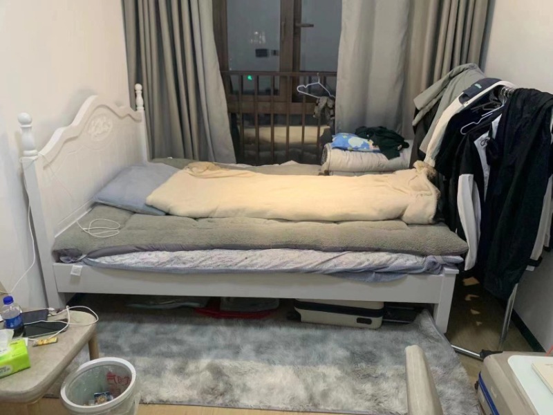 1室1厅1阳台 中海云著公寓卧室