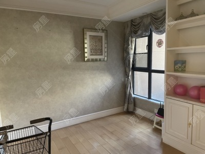 3室2廳1陽臺(tái) 同德昆明廣場(chǎng)A區(qū)