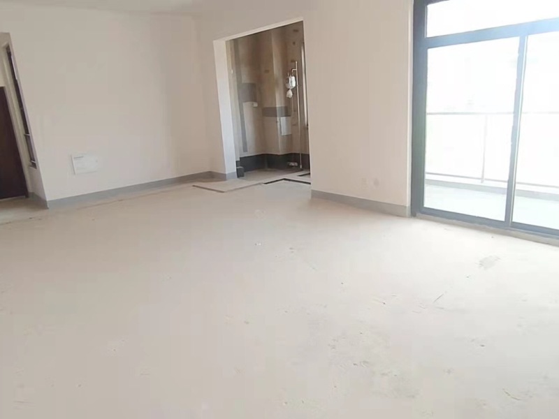 4室2廳1陽臺 美的順城府餐廳