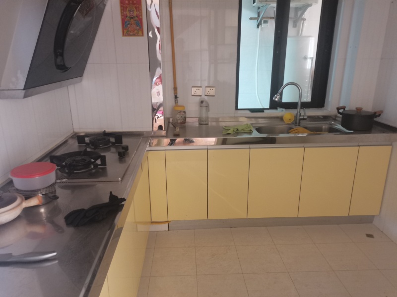 4室2廳2陽臺 俊發(fā)盛唐城廚房