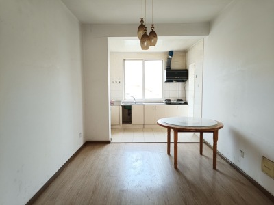 4室2廳2陽臺(tái) 廣福小區(qū)一期東區(qū)