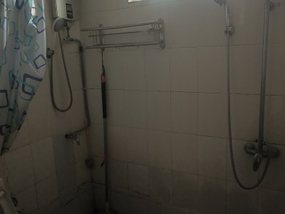 3室2廳3陽臺 鑫龍小區(qū)南區(qū)