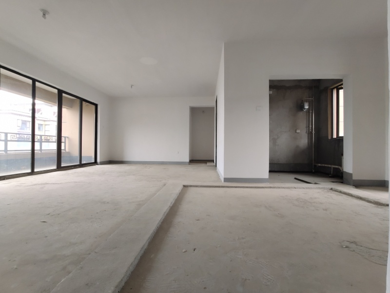 4室2廳2陽臺 北大資源頤和1898一期客廳