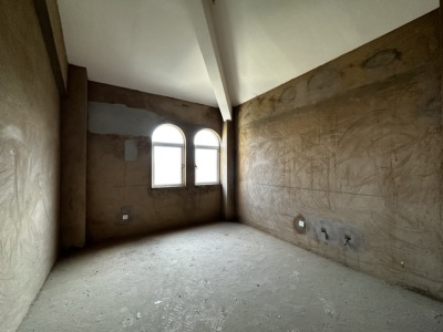 5室2廳3陽(yáng)臺(tái) 東鳴佳苑別墅臥室