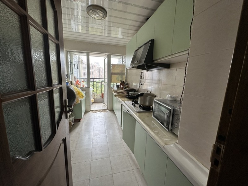 3室2廳2陽(yáng)臺(tái) 世紀(jì)城玉春苑其他