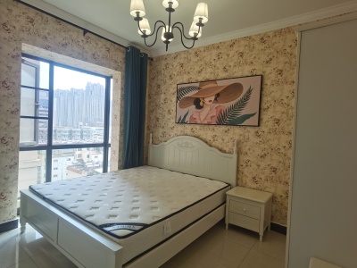 2室1廳1陽(yáng)臺(tái) 同德昆明廣場(chǎng)B區(qū)