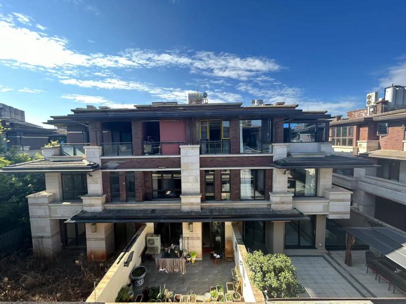 5室2廳4陽臺 昆明恒大云璽別墅客廳