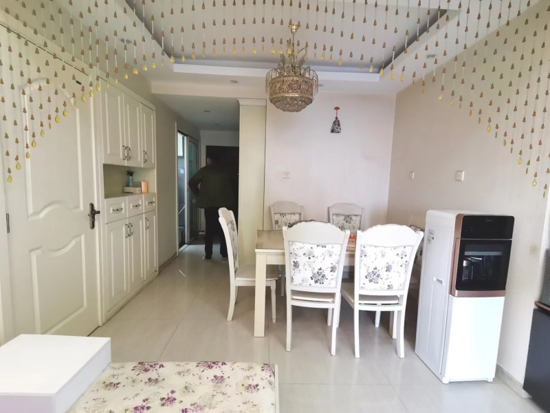 3室2廳1陽臺 經(jīng)典雙城二、三期餐廳