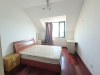 5室2廳2陽臺 世紀(jì)城元春苑臥室