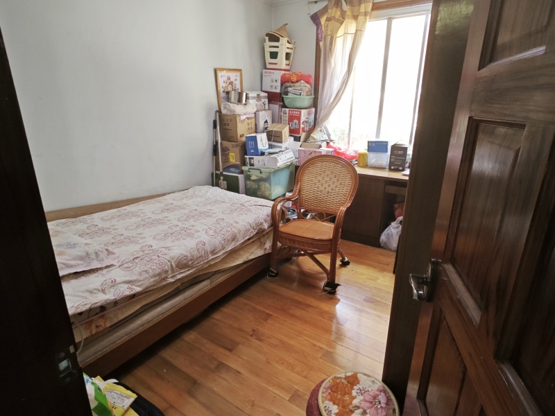 3室2廳2陽臺 桃源花園臥室