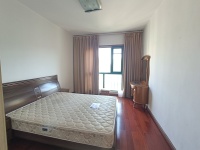 5室2廳2陽臺 世紀(jì)城元春苑臥室