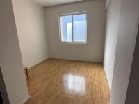 5室2廳2陽臺(tái) 滇池泊屋餐廳