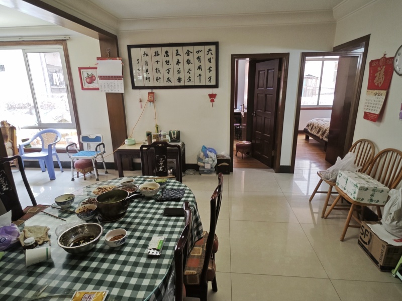 3室2廳2陽臺 桃源花園客廳