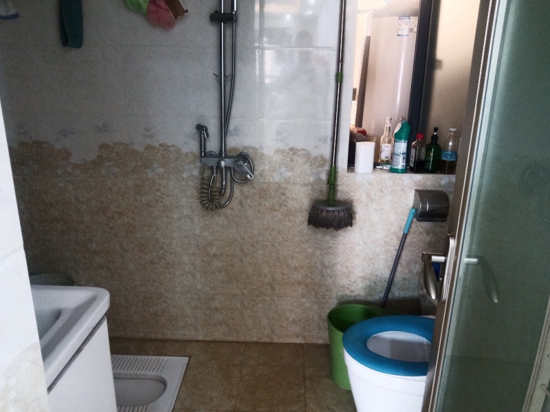 4室2廳2陽臺(tái) 未名城A3衛(wèi)生間