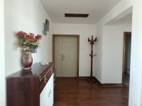 5室2廳2陽臺 世紀(jì)城元春苑門廳