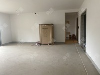 4室2廳2陽臺 華夏四季二期客廳