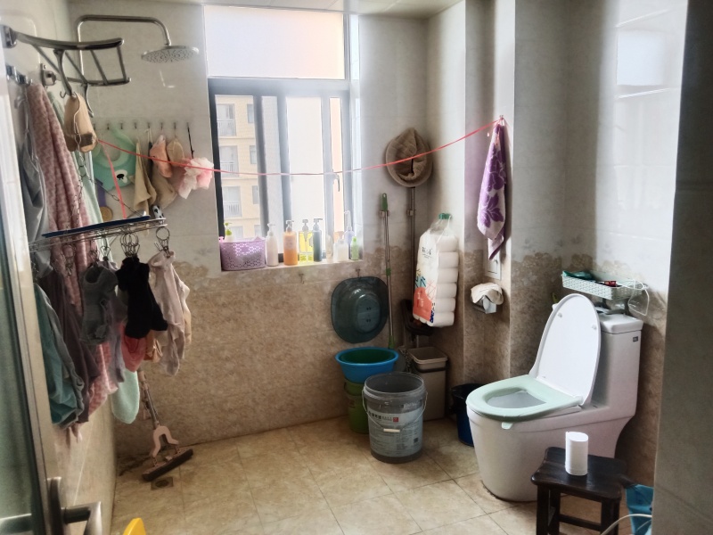 4室2廳2陽臺(tái) 未名城A3衛(wèi)生間