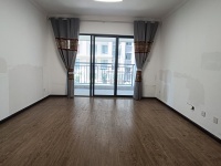 4室2廳2陽臺(tái) 萬科銀海泊岸瀾庭客廳