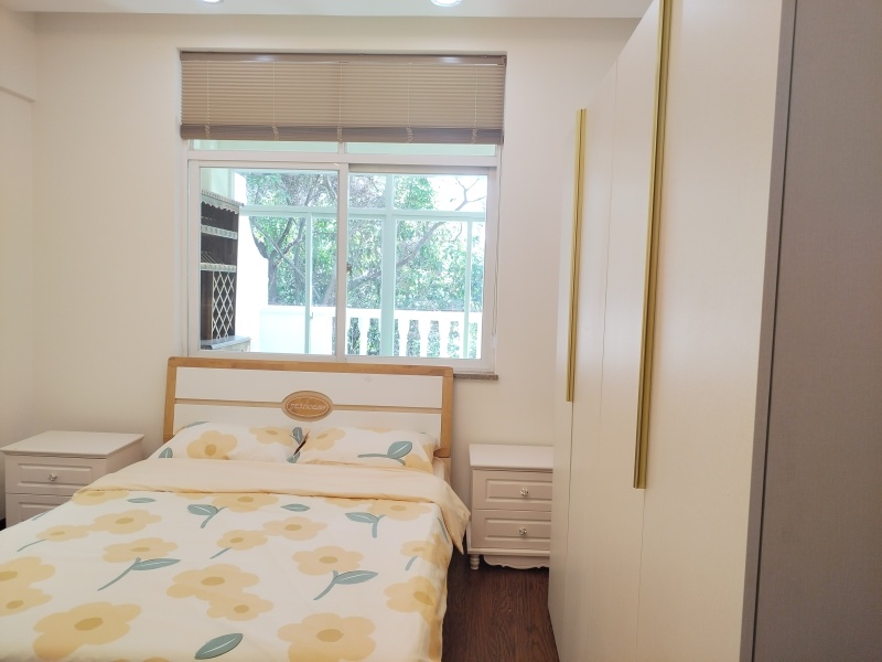 9室2廳5陽臺 海韻楓丹別墅戶型圖