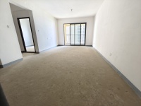 5室2廳2陽臺 藍光水岸公園客廳