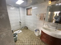 6室3廳4陽臺 云嶺天驕別墅衛(wèi)生間