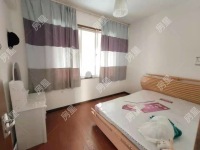 5室3廳3陽(yáng)臺(tái) 馨安苑臥室