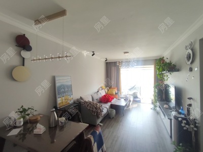 3室2廳2陽(yáng)臺(tái) 林肯公園一期