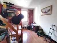 4室2廳1陽臺 秋苑小區(qū)臥室