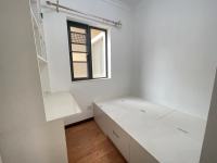 3室2廳2陽臺 綠地香樹花城書房