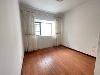 3室2廳2陽臺 綠地香樹花城臥室