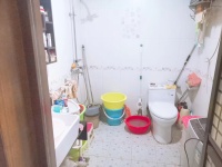 2室2廳1陽臺 中環(huán)金界客廳