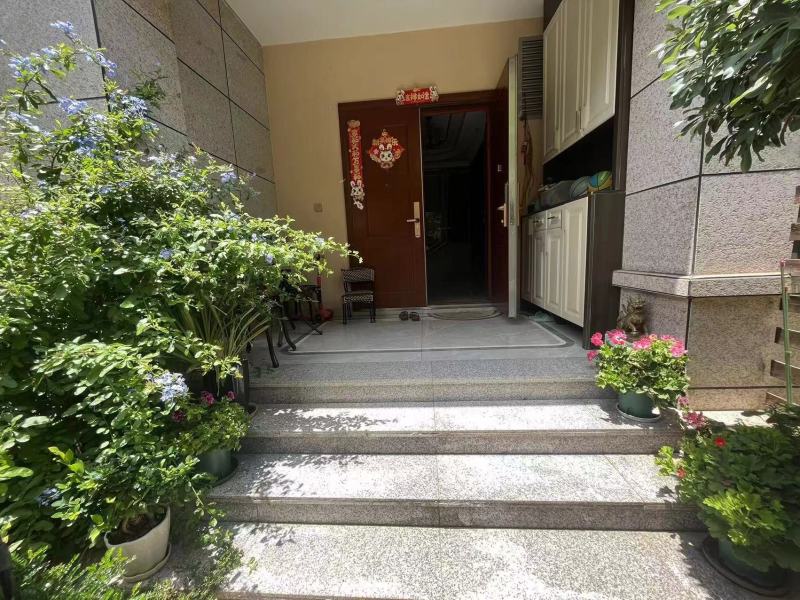 中铁水岸青城A1地块门厅