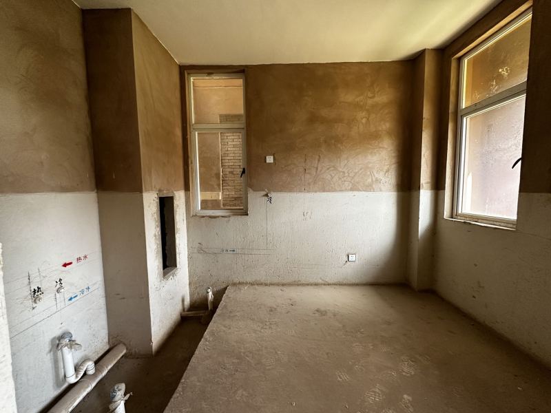 6室3廳 東鳴佳苑別墅臥室