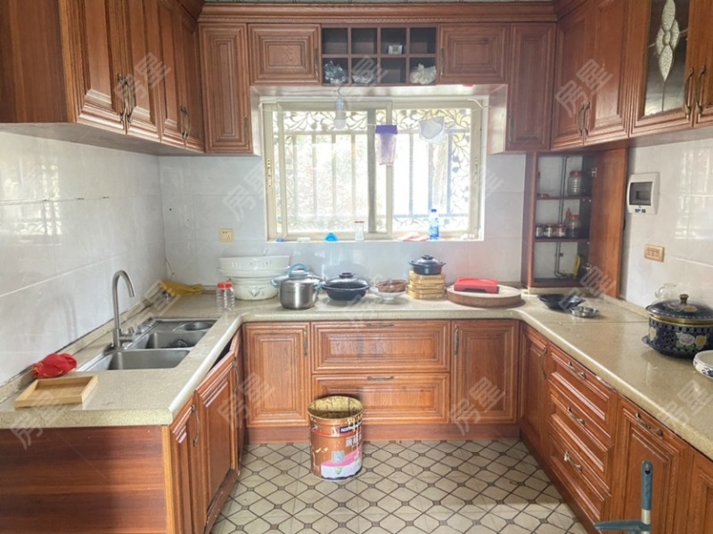 6室3廳4陽臺 云嶺天驕別墅廚房