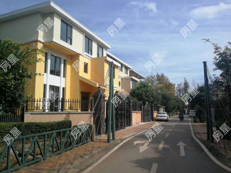 3室2廳2陽(yáng)臺(tái) 滇池森林別墅其他