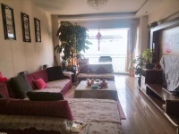 2室2廳1陽臺 中環(huán)金界客廳