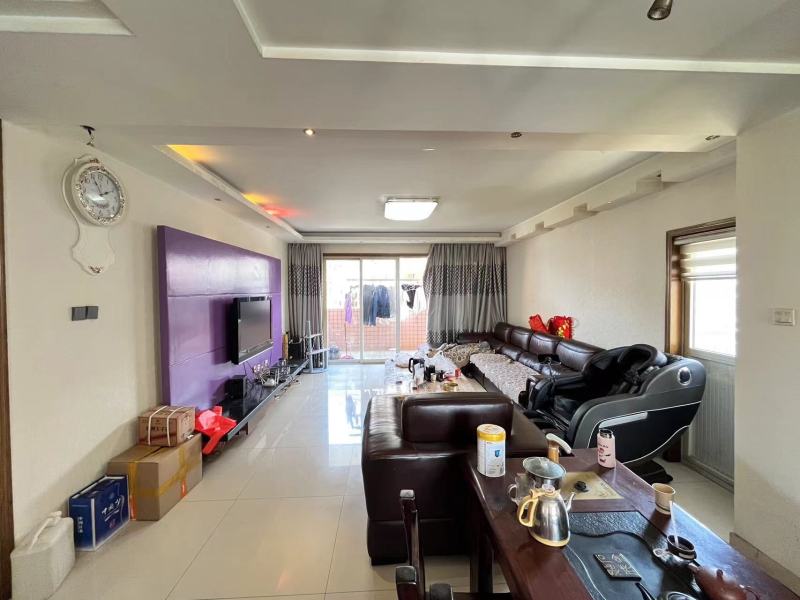 5室2廳 世紀(jì)城沁春苑客廳