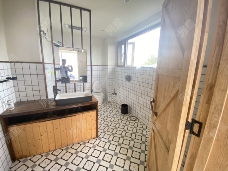 6室3廳4陽臺 云嶺天驕別墅衛(wèi)生間