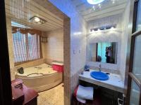 5室2廳 世紀(jì)城沁春苑衛(wèi)生間