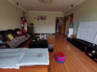 4室2廳1陽臺 秋苑小區(qū)客廳