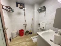 3室2廳2陽臺 綠地香樹花城衛(wèi)生間