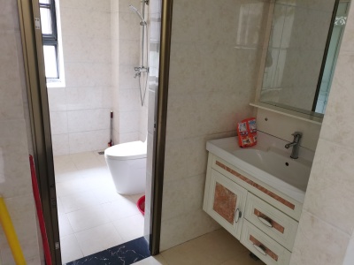 3室2廳2陽(yáng)臺(tái) 金尚俊園二期