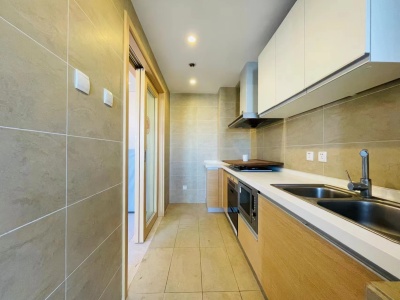 3室2廳2陽臺 濱江俊園香儂組團