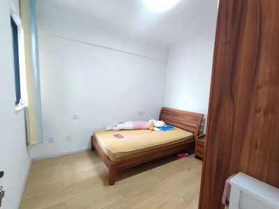 2室2廳1陽臺(tái) 潤城二區(qū)