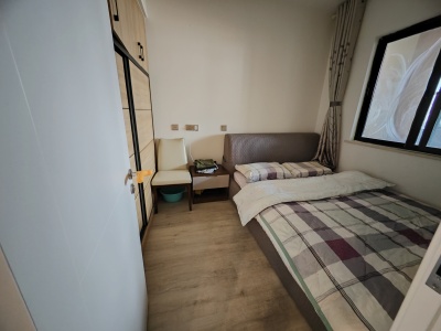 3室2廳2陽(yáng)臺(tái) 金科陽(yáng)光里