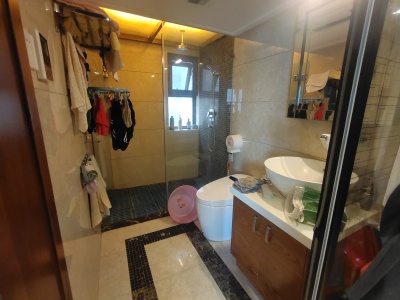 5室3廳2陽臺(tái) 中央麗城