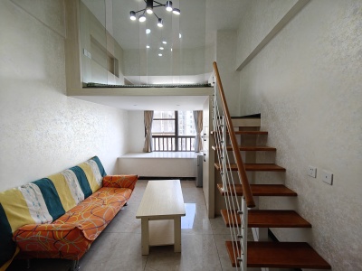 1室1陽(yáng)臺(tái) 中房路易公元